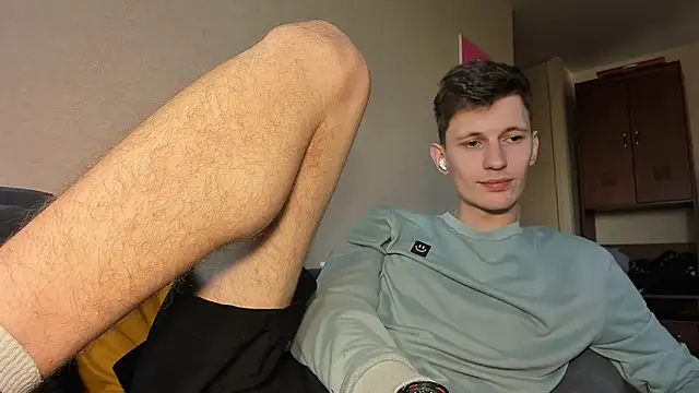 Snapshot of Kevin_Hornyyy chatting on 19, 6, 2026 Kevin Hornyyy online show from 19, 6, 2026