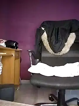 Akemi rossi online show from 15, 1, 2025