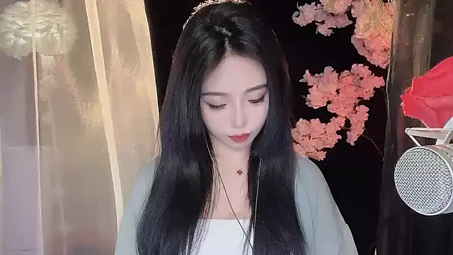 Snapshot of ying-love520 chatting on 7, 2, 2025 ying-love520 online show from 7, 2, 2025