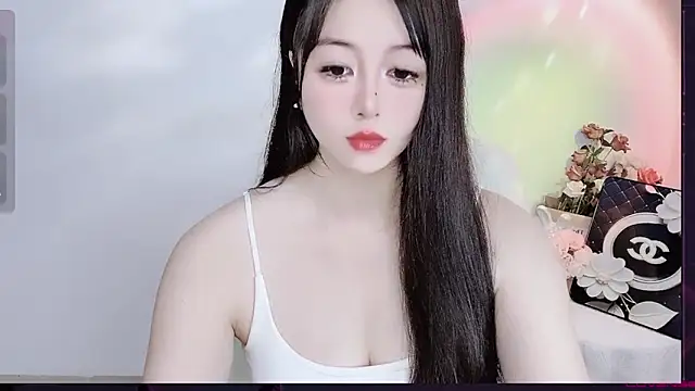 LiLiLily online show from 26, 9, 2025