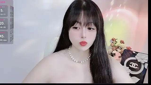 LiLiLily online show from 13, 10, 2025
