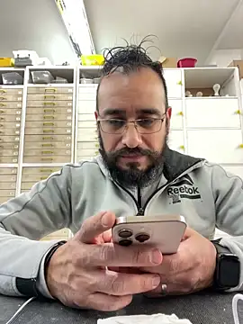 Snapshot of leonardohot1987 chatting on 22, 2, 2025 leonardohot1987 online show from 22, 2, 2025