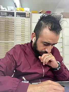 Snapshot of leonardohot1987 chatting on 27, 2, 2025 leonardohot1987 online show from 27, 2, 2025