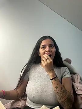 Snapshot of Anddyy__ chatting on 9, 7, 2026 Anddyy online show from 9, 7, 2026
