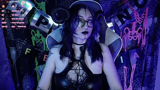 Kimlennox  online show from 27, 3, 2026