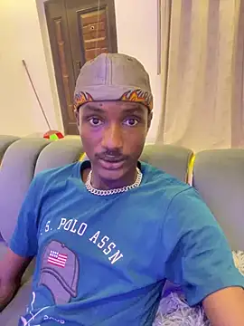 Snapshot of MylesBbc23 chatting on 19, 3, 2025 MylesBbc23 online show from 19, 3, 2025