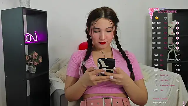 Snapshot of anna_elfi chatting on 12, 2, 2025 anna elfi online show from 12, 2, 2025