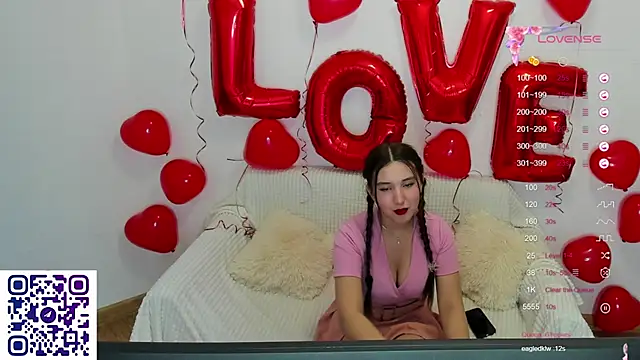 Snapshot of anna_elfi chatting on 12, 2, 2025 anna elfi online show from 12, 2, 2025