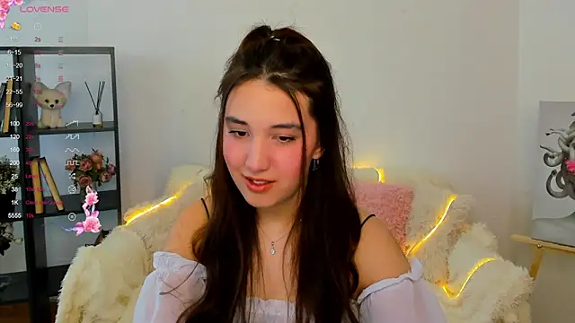 Snapshot of anna_elfi chatting on 8, 3, 2025 anna elfi online show from 8, 3, 2025