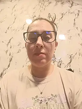 CHARLOTTE 1711 online show from 14, 7, 2026
