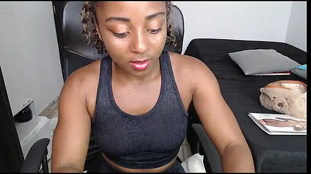 avis lara online show from 18, 2, 2026