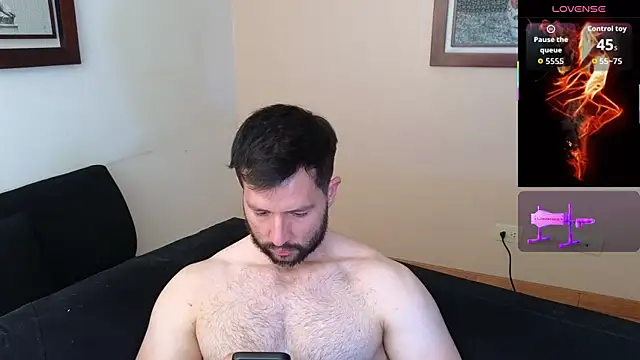 Snapshot of hairyncuteass chatting on 26, 6, 2026 hairyncuteass online show from 26, 6, 2026