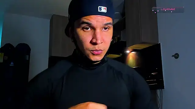 Snapshot of austinoficial chatting on 16, 4, 2026 austinoficial online show from 16, 4, 2026