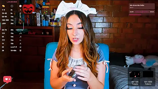 Annycolin  online show from 6, 11, 2025