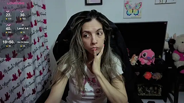 Princezzlove3 online show from 4, 10, 2025