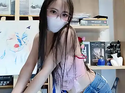 Lush-Office online show from 17, 9, 2025