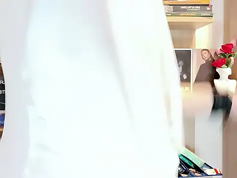 Lush-Office online show from 27, 10, 2025