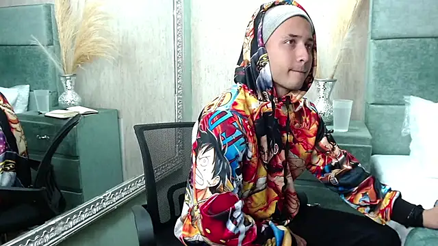 Snapshot of BrandonColee chatting on 2, 2, 2025 BrandonColee online show from 2, 2, 2025