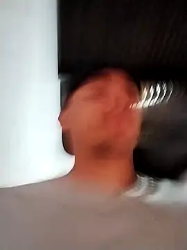 Snapshot of BrandonColee chatting on 9, 3, 2025 BrandonColee online show from 9, 3, 2025