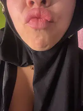 zahra Jalid online show from 5, 4, 2026