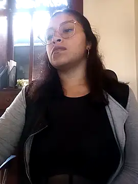Snapshot of AnonymousGirl chatting on 27, 4, 2026 AnonymousGirl online show from 27, 4, 2026
