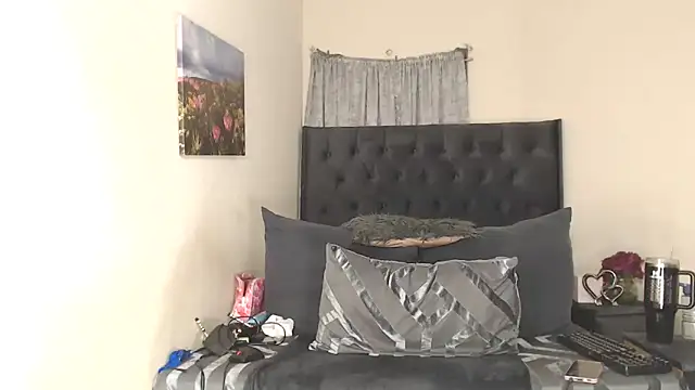 Snapshot of BarbieLadie chatting on 13, 11, 2025 BarbieLadie online show from 13, 11, 2025