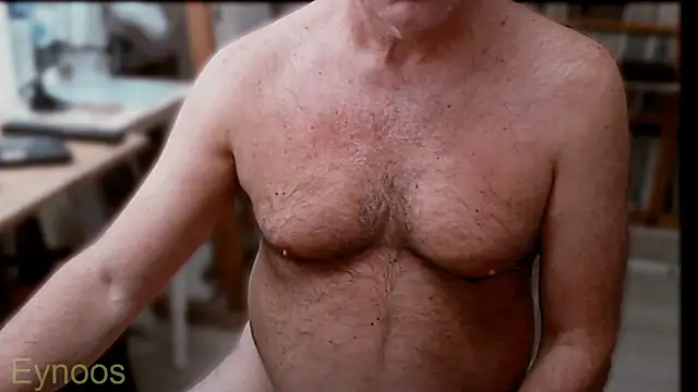 Snapshot of Eynoos_ chatting on 15, 9, 2025 Eynoos online show from 15, 9, 2025