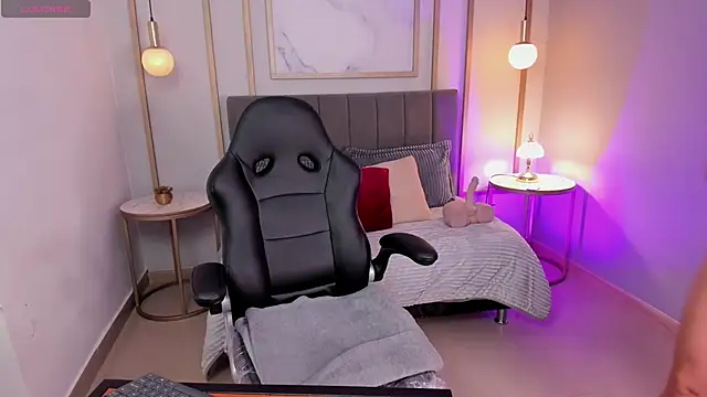 AtheneaRusell online show from 11, 11, 2025