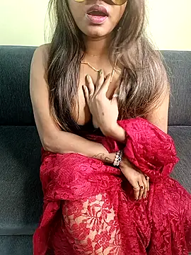 Sexy-Ruby online show from 2, 2, 2025