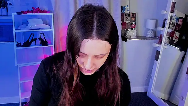 Sahara Shields online show from 9, 4, 2026