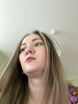 Snapshot of Kiss_My_Body chatting on 14, 2, 2025 Kiss My Body online show from 14, 2, 2025