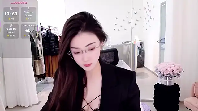 Snapshot of miaomiao-777 chatting on 17, 4, 2026 miaomiao-777 online show from 17, 4, 2026