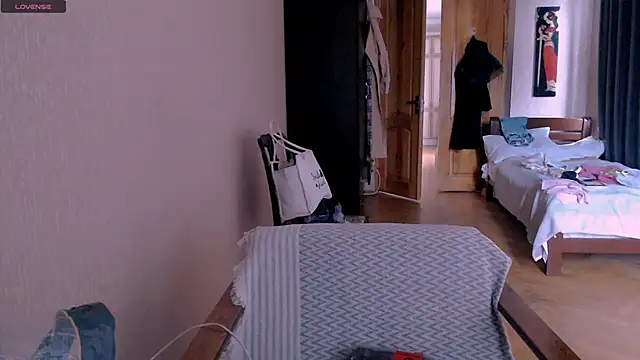  Roselina  online show from 19, 3, 2025