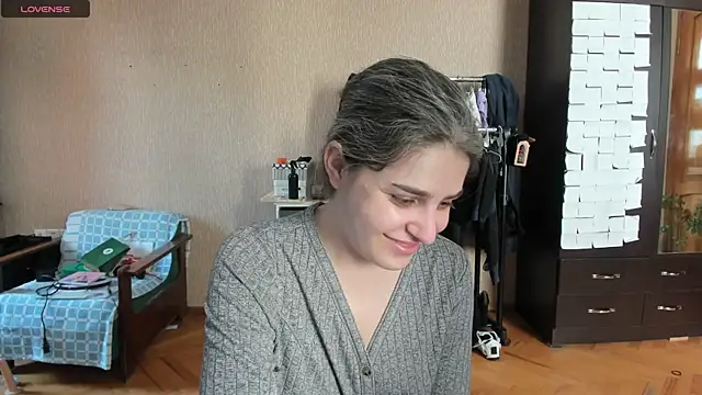 Snapshot of _Roselina_ chatting on 19, 6, 2026 Roselina online show from 19, 6, 2026