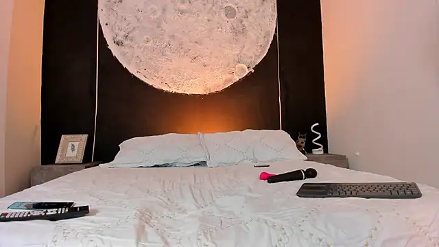 EthaanCox online show from 29, 10, 2025