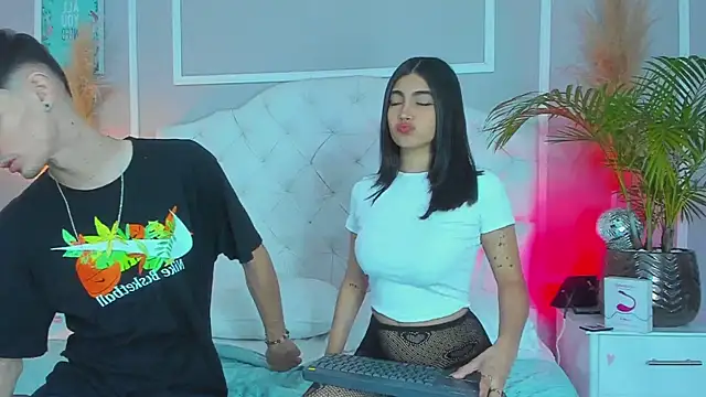 Snapshot of connor_and_angel chatting on 22, 3, 2025 connor and angel online show from 22, 3, 2025