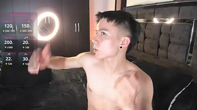 alanblack1 online show from 26, 11, 2025