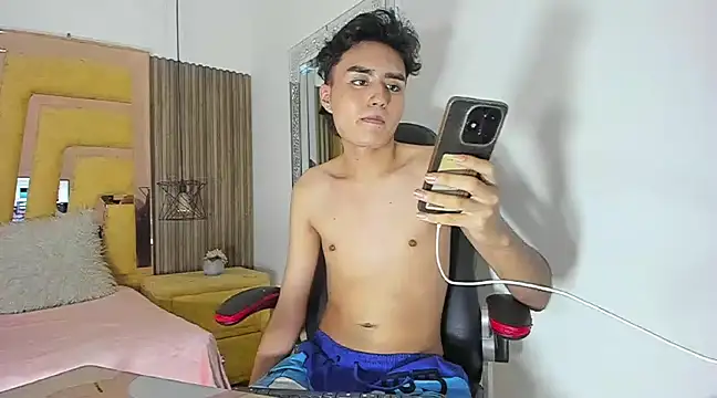 AiddenScott online show from 22, 1, 2025