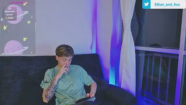 ethan and ava online show from 18, 10, 2025