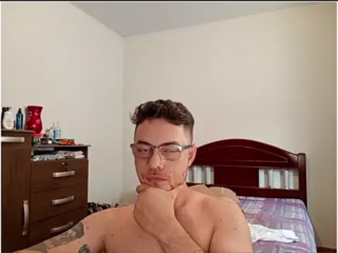 Dyllan   online show from 13, 4, 2026