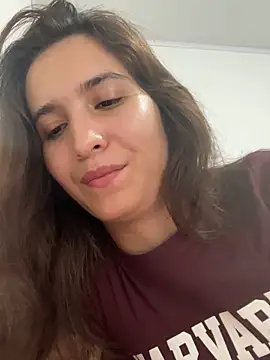 Bella still online show from 19, 4, 2026