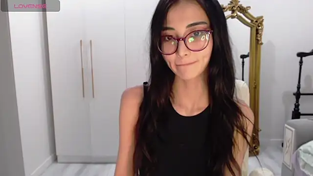 Snapshot of newfrommacau chatting on 5, 2, 2026 newfrommacau online show from 5, 2, 2026