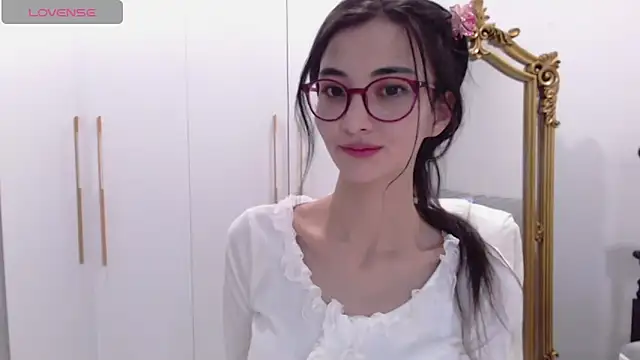 Snapshot of newfrommacau chatting on 6, 2, 2026 newfrommacau online show from 6, 2, 2026