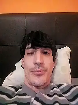 Snapshot of moutt99 chatting on 16, 1, 2025 moutt99 online show from 16, 1, 2025