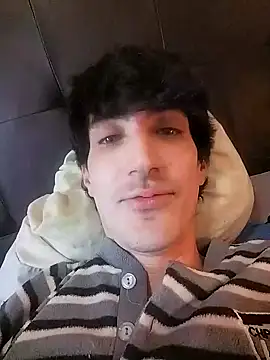 Snapshot of moutt99 chatting on 23, 1, 2025 moutt99 online show from 23, 1, 2025