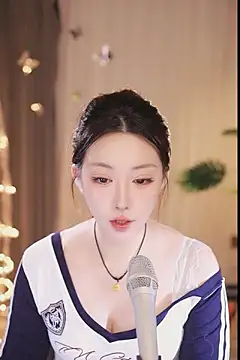 Dou-Dou-er online show from 5, 3, 2025