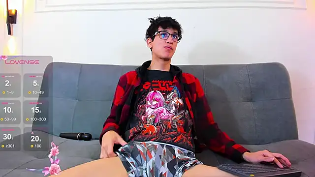 Snapshot of Cum_hunters chatting on 23, 4, 2026 Cum hunters online show from 23, 4, 2026