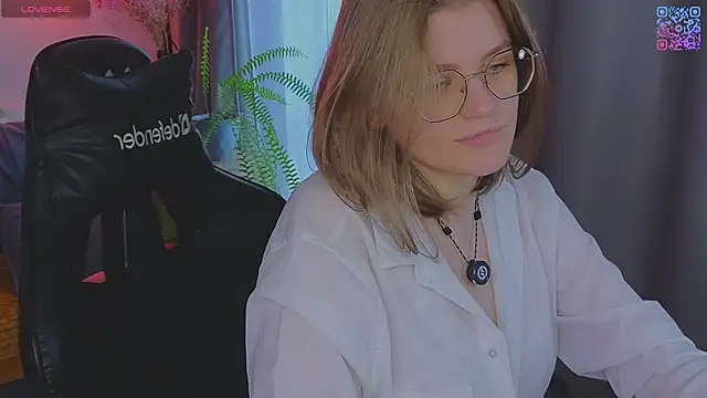Snapshot of _JessieVibes chatting on 17, 5, 2026 JessieVibes online show from 17, 5, 2026