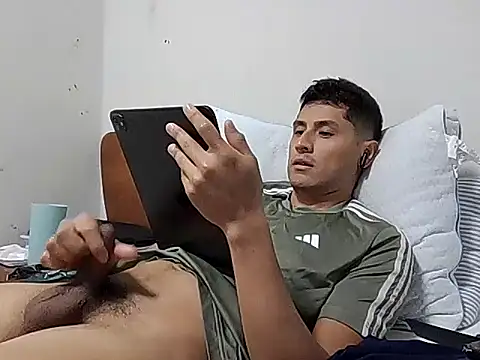 Snapshot of PerroDemonioHot chatting on 25, 9, 2025 PerroDemonioHot online show from 25, 9, 2025