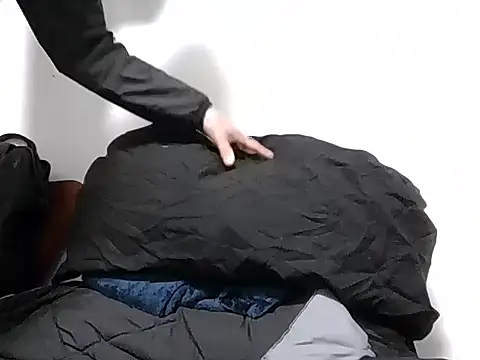 Snapshot of PerroDemonioHot chatting on 12, 2, 2026 PerroDemonioHot online show from 12, 2, 2026